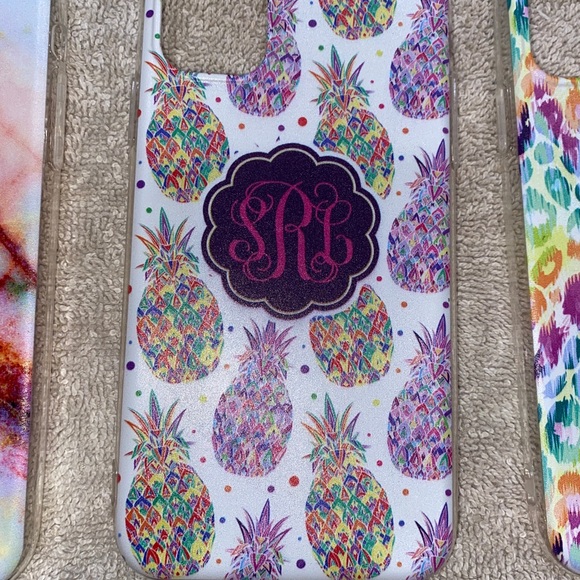 iPhone 11 cases - Picture 3 of 5